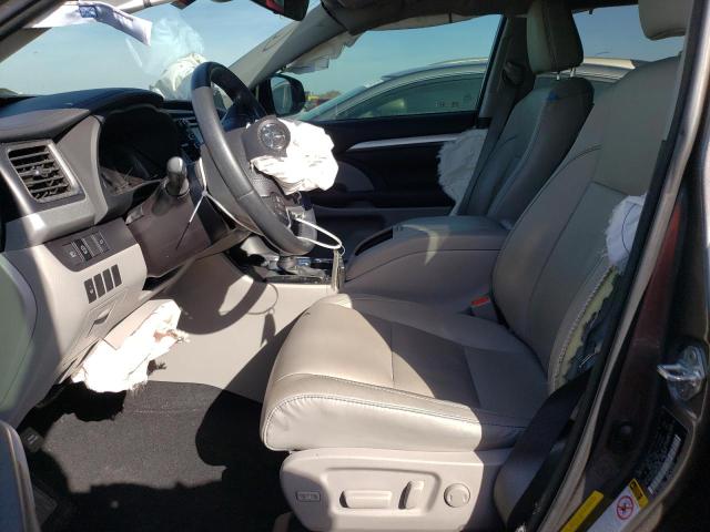 Photo 7 from auction – 2018 TOYOTA HIGHLANDER with VIN 5TDJZRFH4JS494535