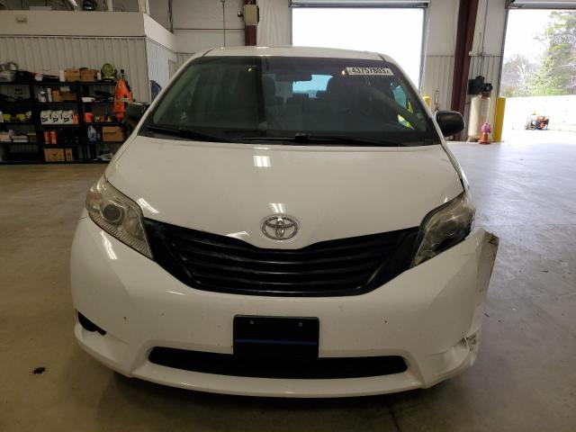Photo 5 from auction – 2017 TOYOTA SIENNA with VIN 5TDZZ3DC7HS785953