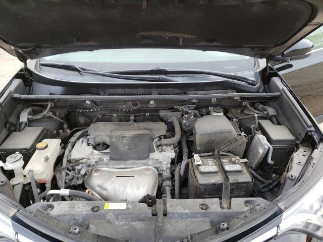 Photo 12 from auction – 2017 TOYOTA RAV4 LIMIT with VIN 2T3DFREV8HW589816