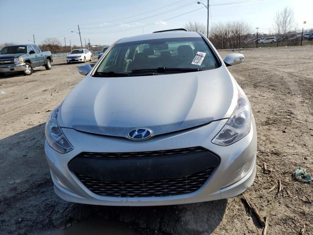 Photo 5 from auction – 2013 HYUNDAI SONATA HYB with VIN KMHEC4A43DA099785