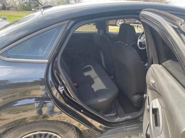 Photo 6 from auction – 2015 FORD FOCUS S with VIN 1FADP3E22FL370341