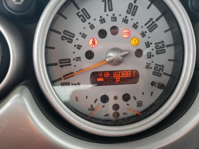Photo 9 from auction – 2003 MINI COOPER with VIN WMWRC33403TE13604