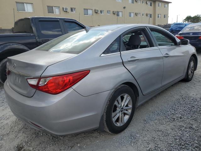 Photo 3 from auction – 2011 HYUNDAI SONATA GLS with VIN 5NPEB4AC6BH261204