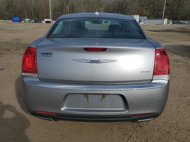 Photo 6 from auction – 2018 CHRYSLER 300 LIMITE with VIN 2C3CCAEG9JH227706