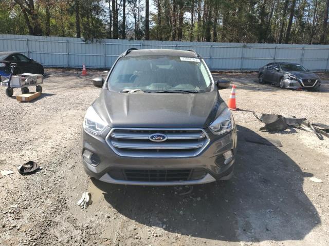 Photo 5 from auction – 2017 FORD ESCAPE SE with VIN 1FMCU9GD1HUC06040