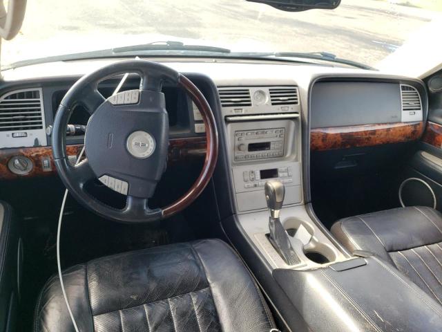 Photo 8 from auction – 2003 LINCOLN NAVIGATOR with VIN 5LMFU27R43LJ37677