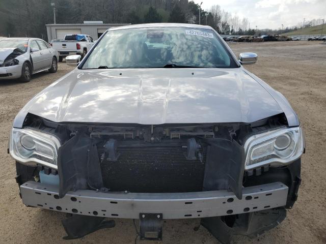 Photo 5 from auction – 2018 CHRYSLER 300 LIMITE with VIN 2C3CCAEG9JH227706