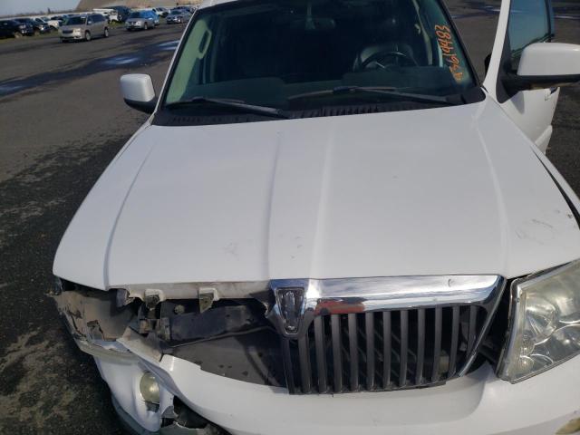Photo 12 from auction – 2003 LINCOLN NAVIGATOR with VIN 5LMFU27R43LJ37677