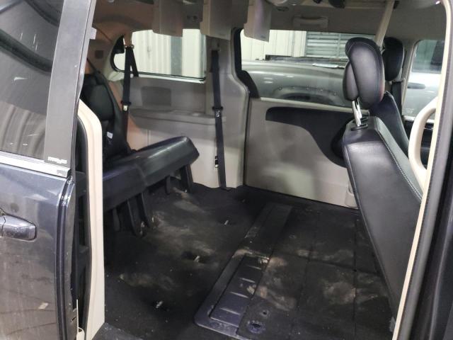 Photo 11 from auction – 2014 CHRYSLER TOWN & COU with VIN 2C4RC1BG1ER272567