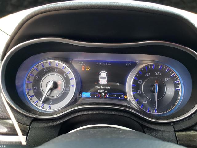 Photo 9 from auction – 2015 CHRYSLER 300 LIMITE with VIN 2C3CCAAG7FH929827