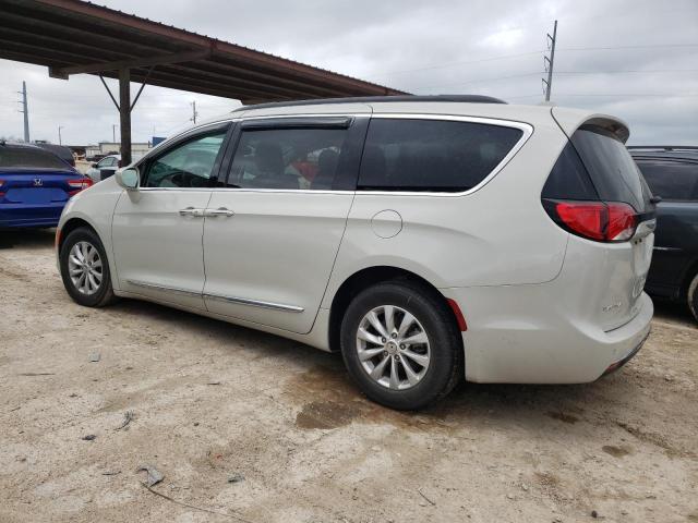 Photo 2 from auction – 2017 CHRYSLER PACIFICA T with VIN 2C4RC1BG5HR688965