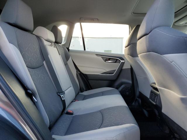Photo 11 from auction – 2021 TOYOTA RAV4 XLE with VIN 2T3P1RFVXMC196602