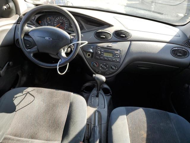 Photo 8 from auction – 2000 FORD FOCUS LX with VIN 1FAFP33P1YW320197