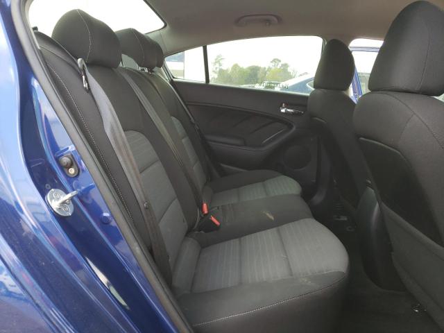 Photo 10 from auction – 2017 KIA FORTE LX with VIN 3KPFL4A74HE106944