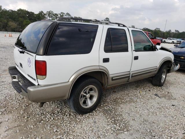 Photo 3 from auction – 2000 CHEVROLET BLAZER with VIN 1GNCS13W4Y2357508