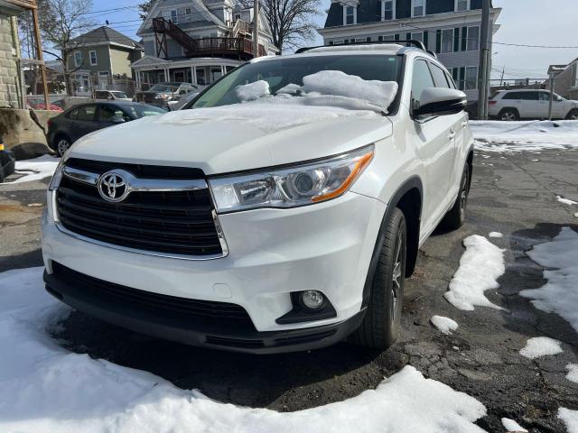 Photo 2 from auction – 2016 TOYOTA HIGHLANDER with VIN 5TDJKRFH3GS348639