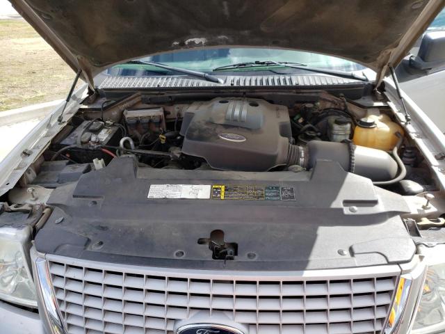 Photo 12 from auction – 2004 FORD EXPEDITION with VIN 1FMEU15W74LA22526