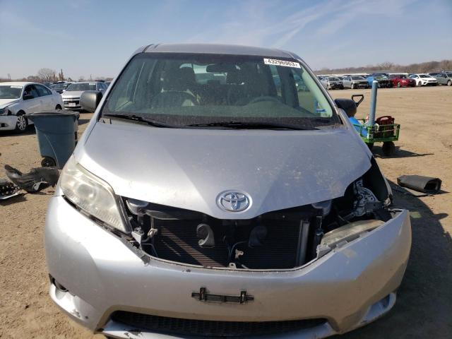 Photo 5 from auction – 2011 TOYOTA SIENNA BAS with VIN 5TDKA3DC3BS003048