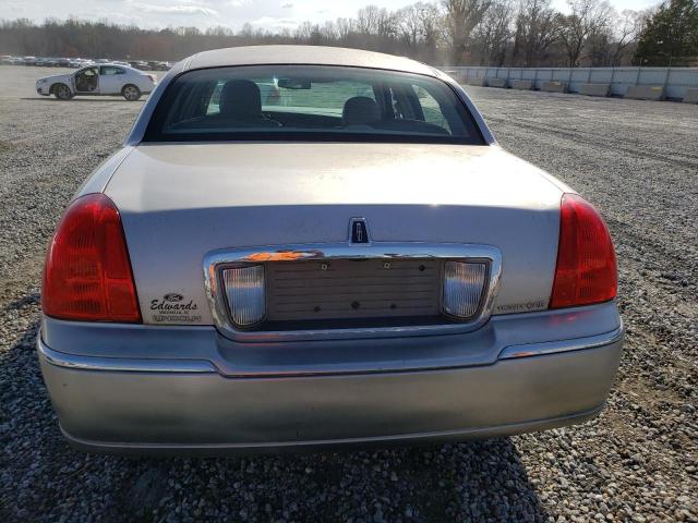 Photo 6 from auction – 2010 LINCOLN TOWN CAR with VIN 2LNBL8CV5AX615759