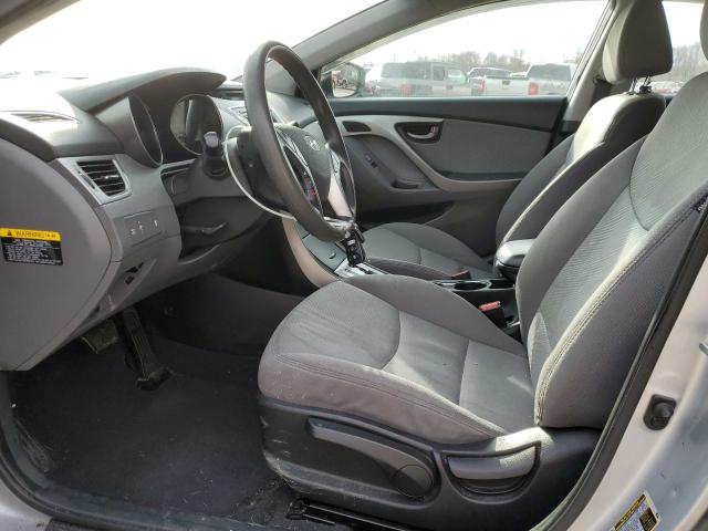 Photo 7 from auction – 2012 HYUNDAI ELANTRA GL with VIN 5NPDH4AE7CH135897