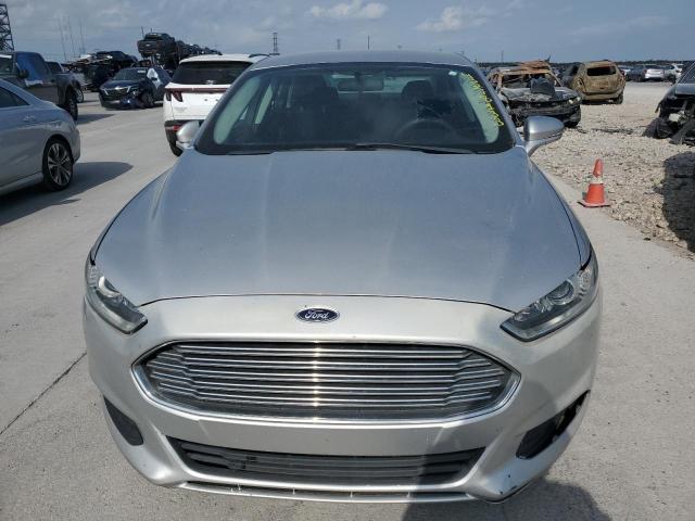Photo 5 from auction – 2015 FORD FUSION SE with VIN 3FA6P0HD2FR251260