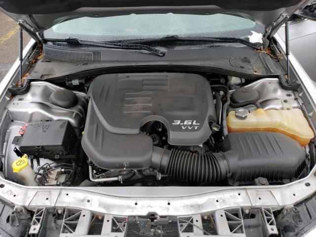 Photo 11 from auction – 2016 CHRYSLER 300C with VIN 2C3CCAEGXGH147615