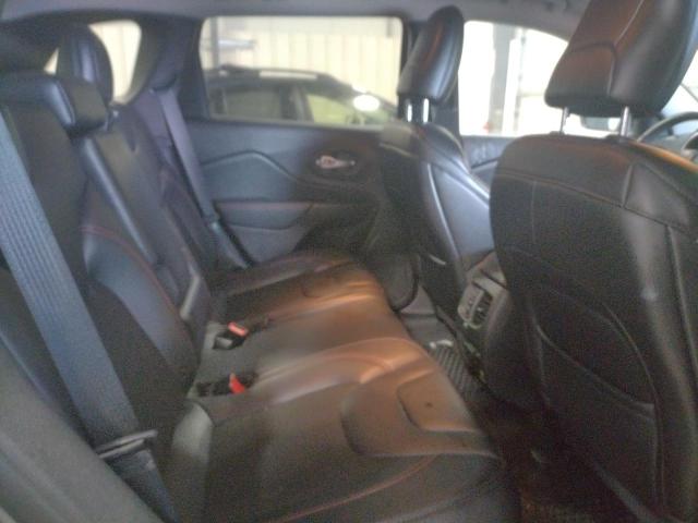 Photo 11 from auction – 2019 JEEP CHEROKEE T with VIN 1C4PJMBX5KD415680