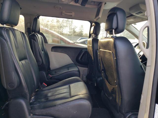Photo 11 from auction – 2016 CHRYSLER TOWN & COU with VIN 2C4RC1BG6GR259882