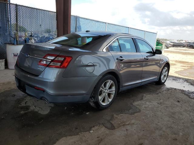 Photo 3 from auction – 2013 FORD TAURUS SEL with VIN 1FAHP2H86DG140254