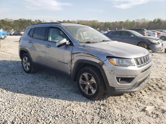 Photo 4 from auction – 2018 JEEP COMPASS with VIN 3C4NJDBB0JT303874