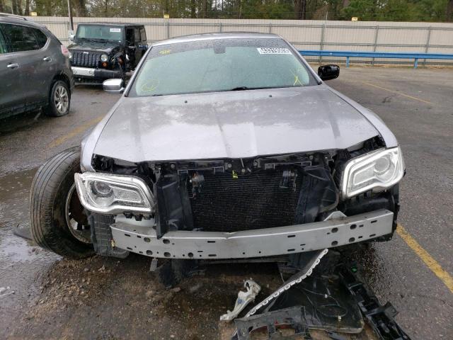 Photo 5 from auction – 2016 CHRYSLER 300C with VIN 2C3CCAEGXGH147615