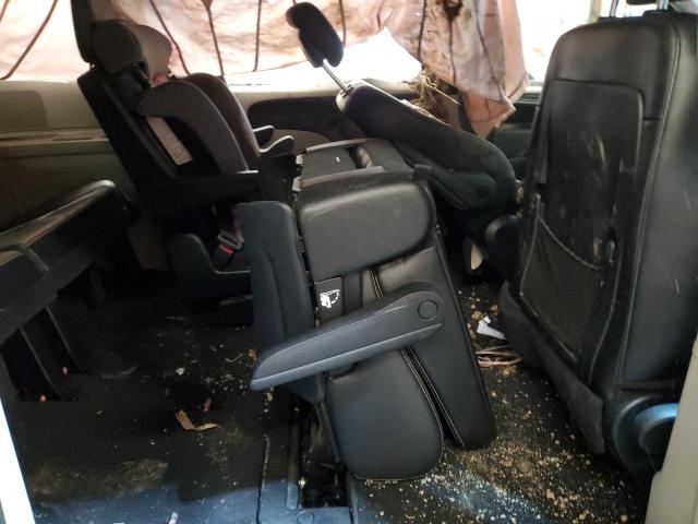 Photo 11 from auction – 2014 CHRYSLER TOWN & COU with VIN 2C4RC1BG6ER381316