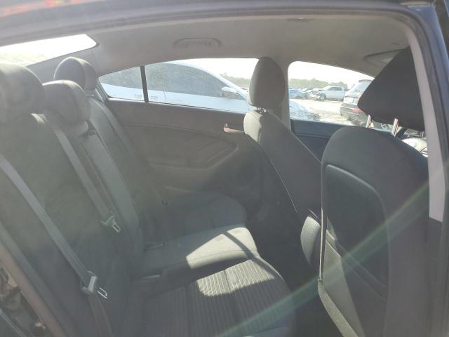 Photo 10 from auction – 2018 KIA FORTE LX with VIN 3KPFL4A78JE217647