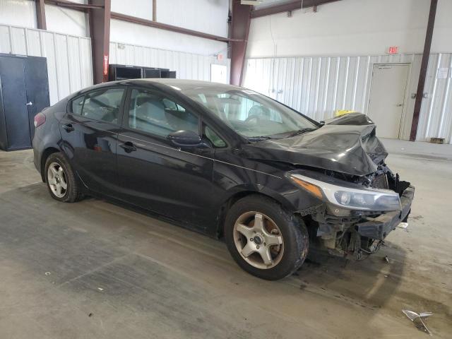 Photo 4 from auction – 2017 KIA FORTE LX with VIN 3KPFK4A70HE052268
