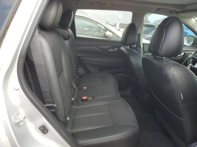 Photo 11 from auction – 2017 NISSAN ROGUE S with VIN 5N1AT2MT9HC750403