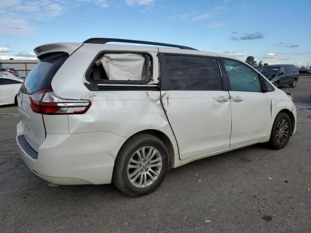 Photo 3 from auction – 2015 TOYOTA SIENNA XLE with VIN 5TDYK3DC3FS642091