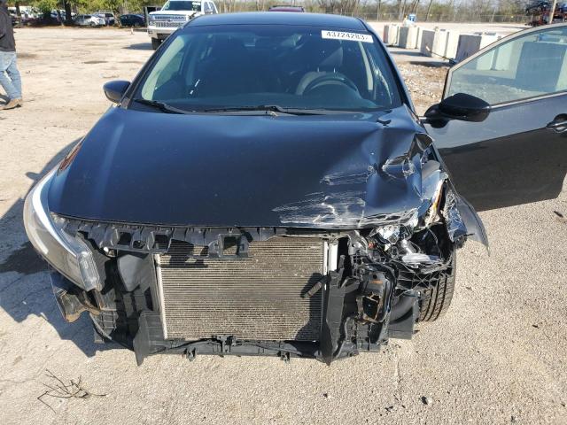 Photo 11 from auction – 2018 KIA FORTE LX with VIN 3KPFK4A71JE242408