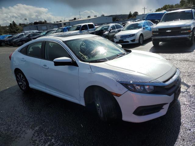 Photo 4 from auction – 2017 HONDA CIVIC EX with VIN 19XFC2F77HE233216