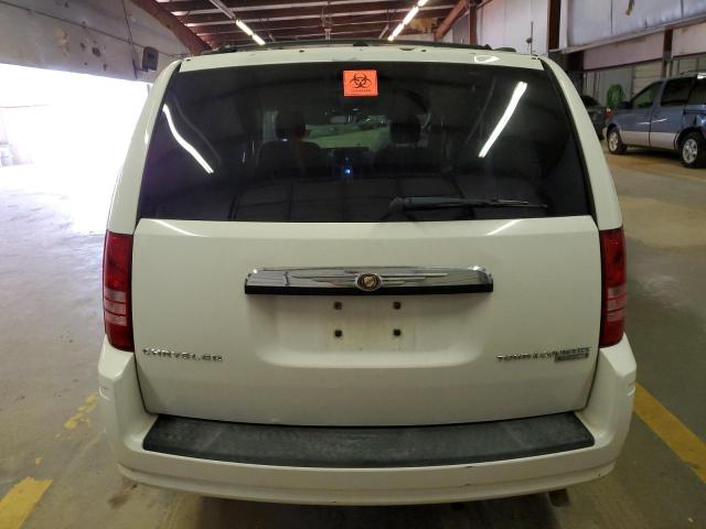 Фото 6 с аукциона – 2010 CHRYSLER TOWN & COU с VIN 2A4RR5D13AR222000