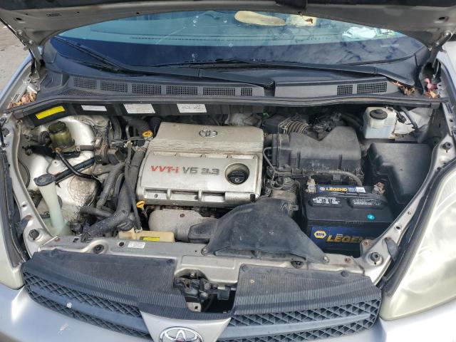 Photo 11 from auction – 2005 TOYOTA SIENNA XLE with VIN 5TDBA22C65S037650