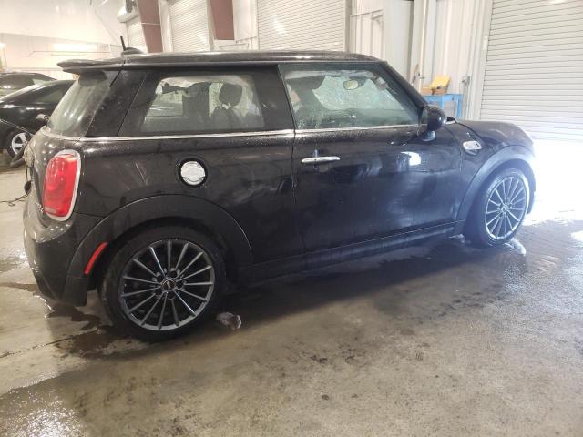 Photo 3 from auction – 2017 MINI COOPER S with VIN WMWXP7C59H2C61461