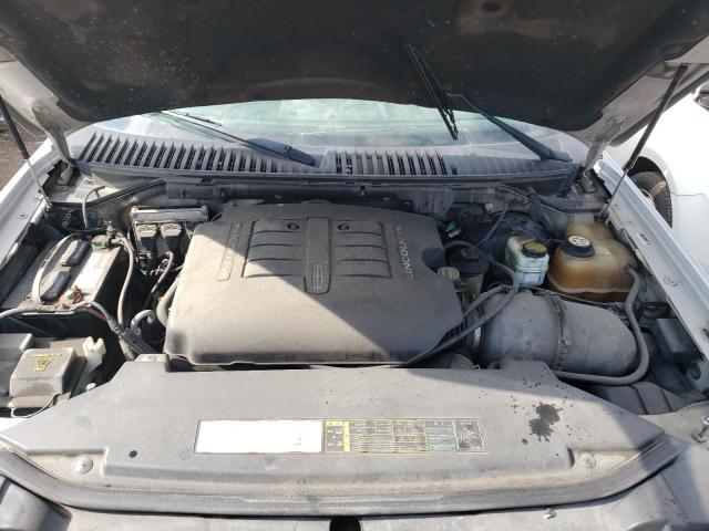 Photo 12 from auction – 2003 LINCOLN NAVIGATOR with VIN 5LMFU28RX3LJ47533