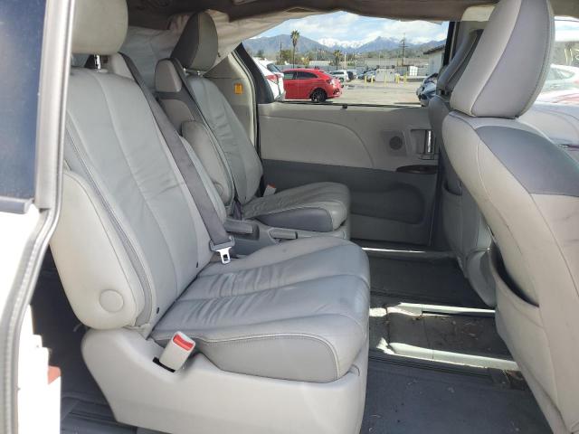 Photo 11 from auction – 2011 TOYOTA SIENNA XLE with VIN 5TDYK3DC1BS102748