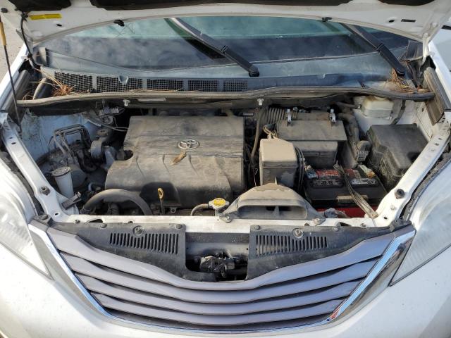 Photo 12 from auction – 2015 TOYOTA SIENNA XLE with VIN 5TDYK3DC3FS642091