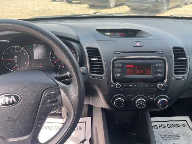 Photo 9 from auction – 2017 KIA FORTE LX with VIN 3KPFK4A71HE095971