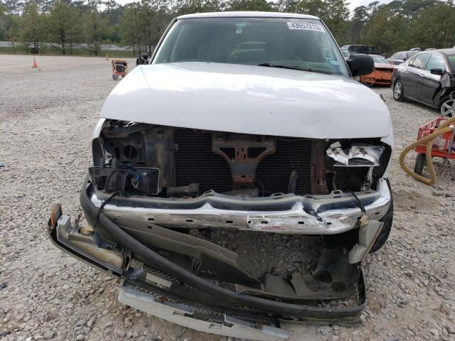 Photo 5 from auction – 2000 CHEVROLET BLAZER with VIN 1GNCS13W4Y2357508