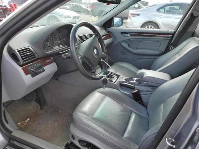 Photo 7 from auction – 2005 BMW 325 IT with VIN WBAEN33435PC13918