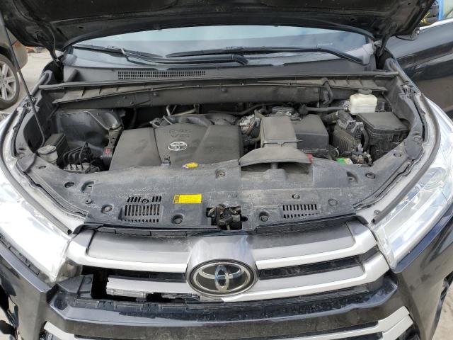 Photo 12 from auction – 2017 TOYOTA HIGHLANDER with VIN 5TDJZRFH5HS454216