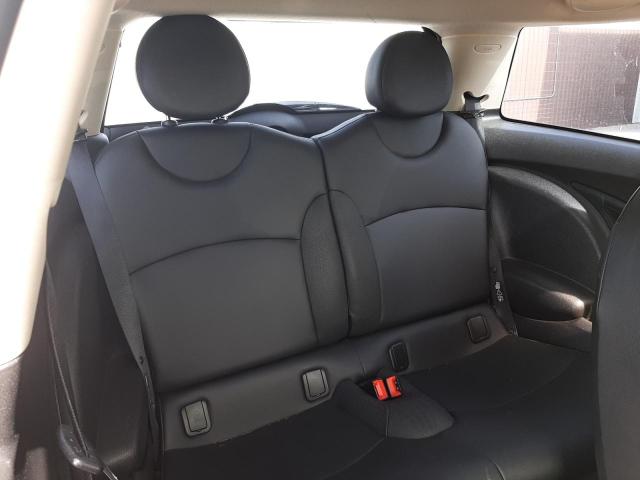 Photo 10 from auction – 2011 MINI COOPER with VIN WMWSU3C58BT251594