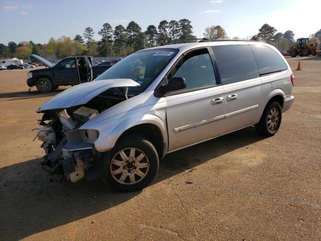 CHRYSLER TOWN & COU 2004 with VIN 2C4GP54LX4R620183 - Photo from auction